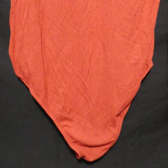 U2B - URBAN BASICS | large | Ribbed Long Sleeve Orange Bodysuit | NWT - Picture 14 of 15